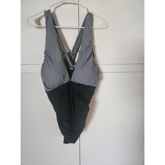You Di An Black and White One Piece V-neck Wide Strap Swimsuit 4XL - Picture 1 of 9